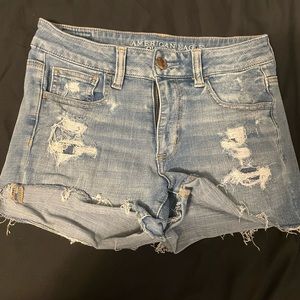 American Eagle shorts!